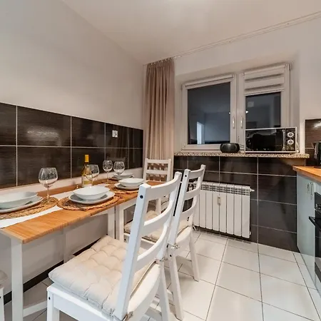 Giewont View 16 Centrum Апартаменты *