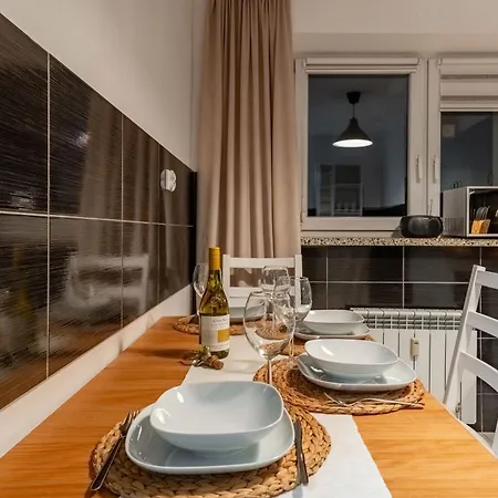 Giewont View 16 Centrum Апартаменты *